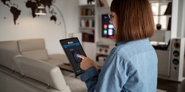 AUTOMATIZA TU HOGAR U OFICINA CON CABLES Y ALAMBRES