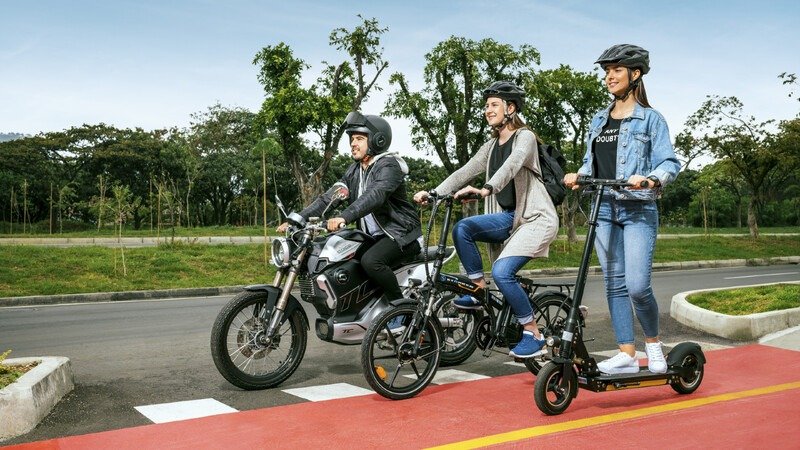 ¿QUÉ ES LA MOVILIDAD ELÉCTRTICA Y POR QUÉ ES EL FUTURO DEL TRANSPORTE SOSTENIBLE?