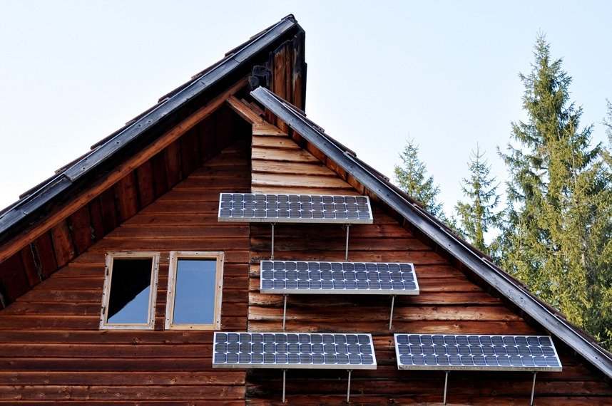Paneles solares ¿por qué instalar paneles solares en tu casa? Todo el poder de la energía solar explicado en 1 minuto