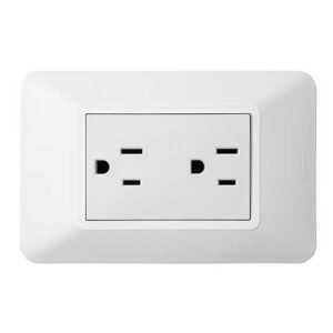 TOMA ELIT DOBLE C.P BL- LEGRAND 684033 20 TOMA ELIT DOBLE C.P BL- LEGRAND 684033