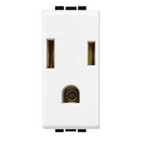 Toma Light sencilla con polo 1 modulo blanco BTicino