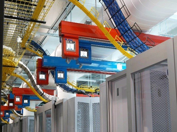 Sistema De Distribución Eléctrica Con Electrobarras Legrand En Centro De Datos